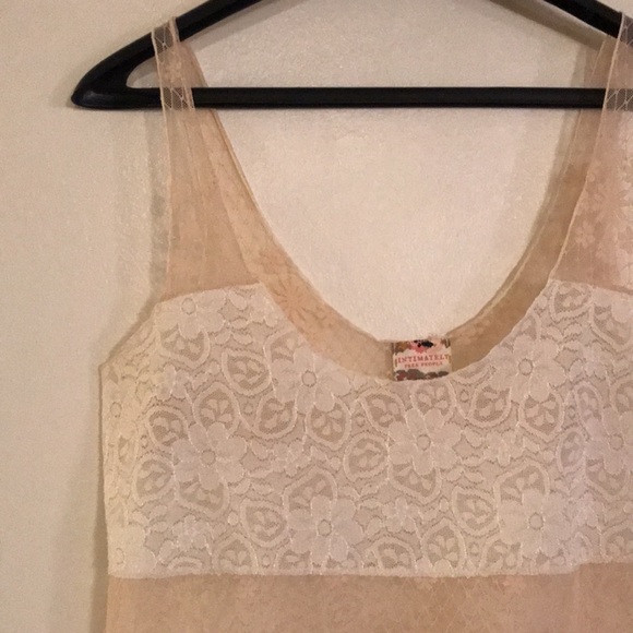 Intimately free people lace cami - M - Picture 2 of 5